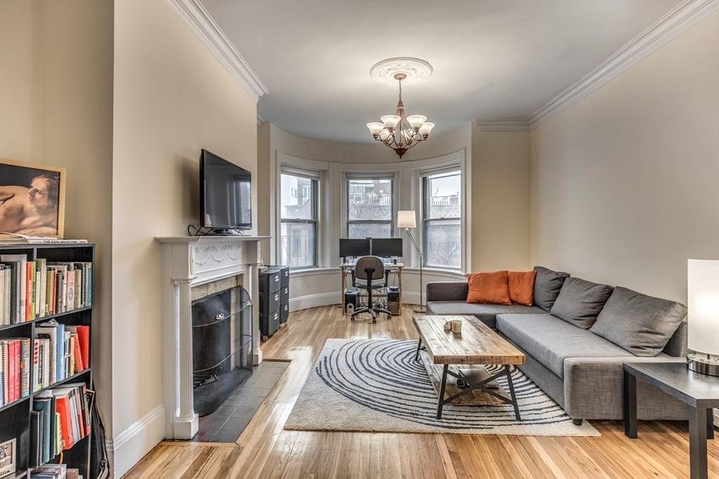1 bed, 1 bath apartment for rent at 198 St Botolph Unit 5, Back Bay — photo 2 of 17