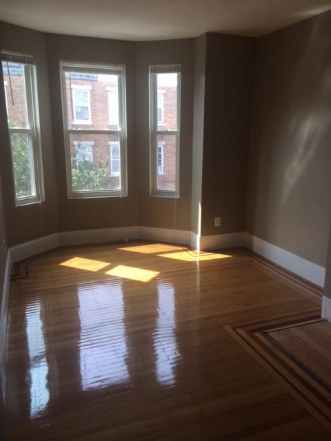 3 bed, 1 bath apartment for rent at 26 Monmouth St Unit 3, Eagle Hill — photo 4 of 6
