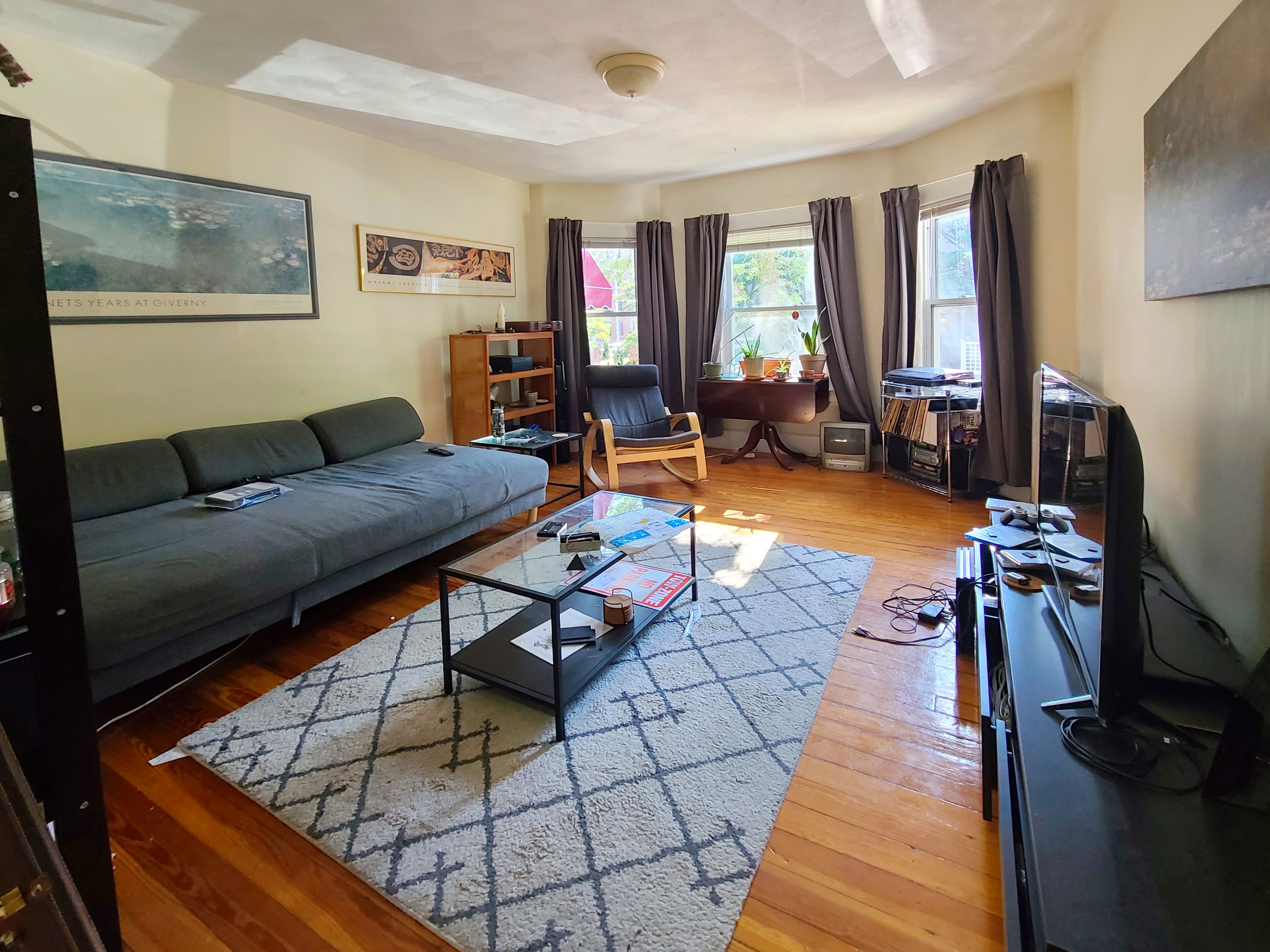 2 bed, 1 bath apartment for rent at 132 Oxford St Unit 1, Porter Square — photo 1 of 10