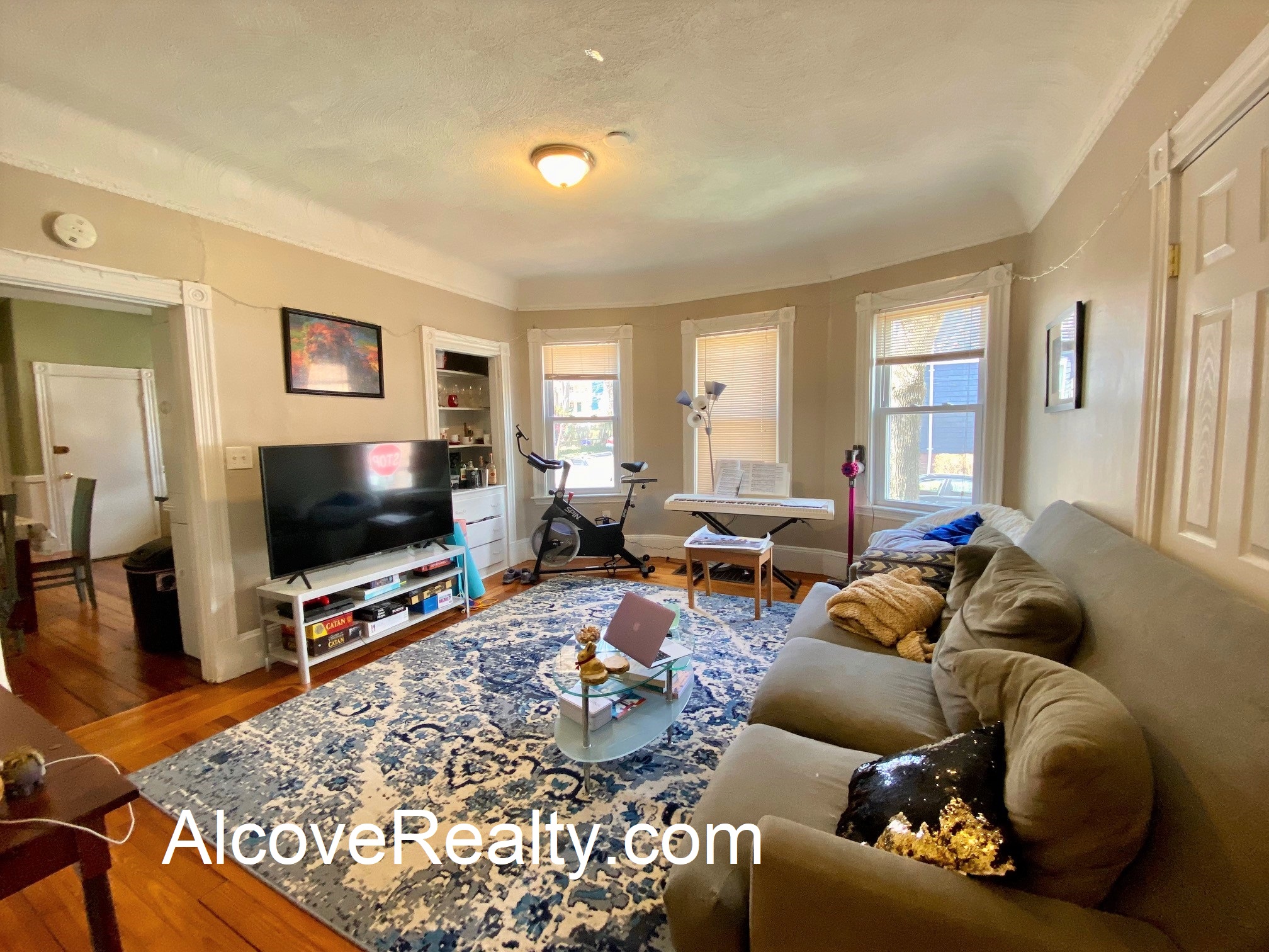 3 bed, 1.5 bath apartment for rent at 68 Richdale Ave Unit 2, Porter Square — photo 3 of 12