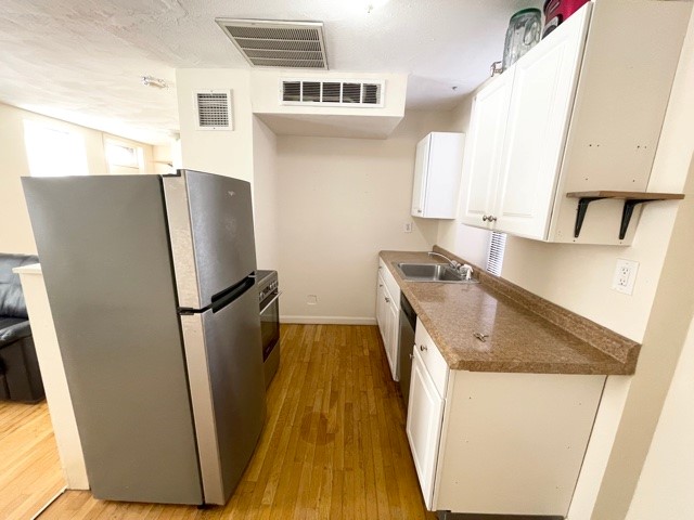 Studio bed, 1 bath apartment for rent at 340 North St Unit 9, North End — photo 3 of 7