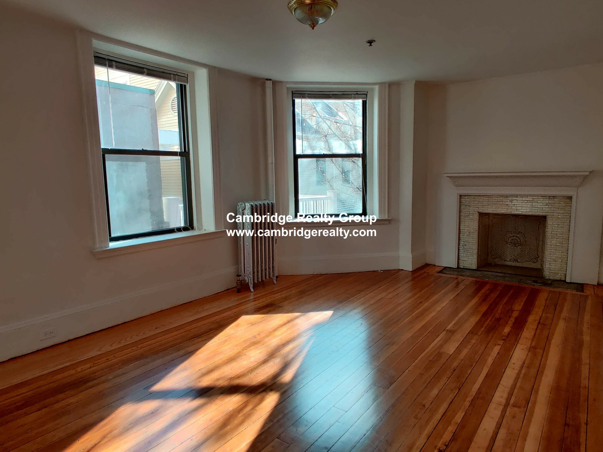 2 bed, 1 bath apartment for rent at 1010 Massachusetts Ave Unit 41T, Riverside — photo 4 of 15