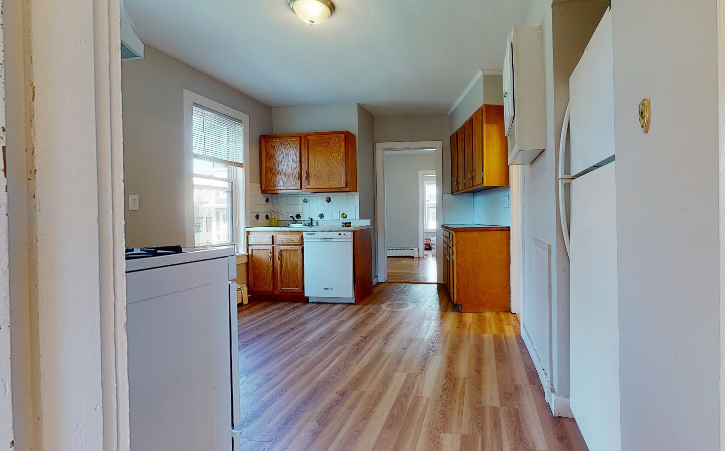 2 bed, 1 bath apartment for rent at 25 Elmer St Unit 2T, Riverside — photo 3 of 8