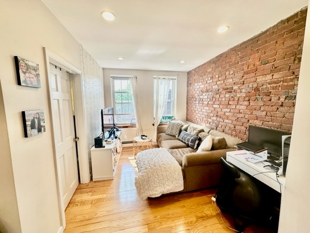 2 bed, 1 bath apartment for rent at 174 Salem St Unit 3, North End — photo 3 of 21