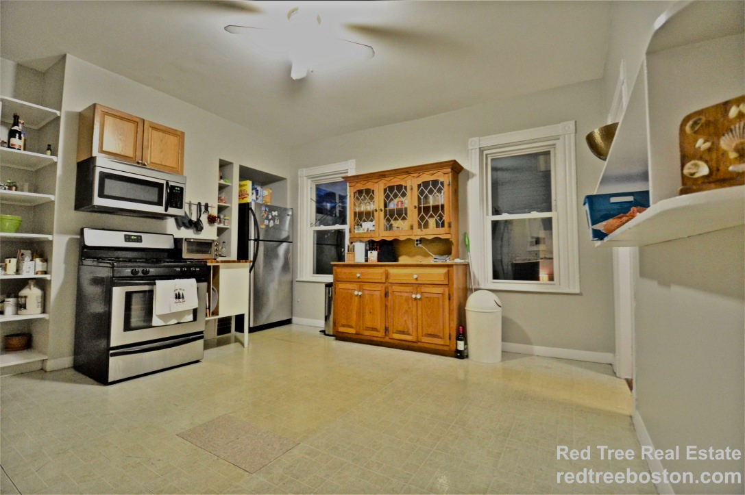 201 Hillside St, Mission Hill