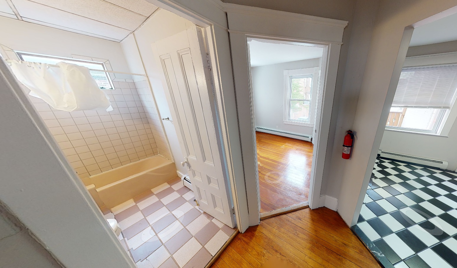 1.5 bed, 1 bath apartment for rent at 56 Hancock St Unit 4T, Riverside — photo 4 of 11