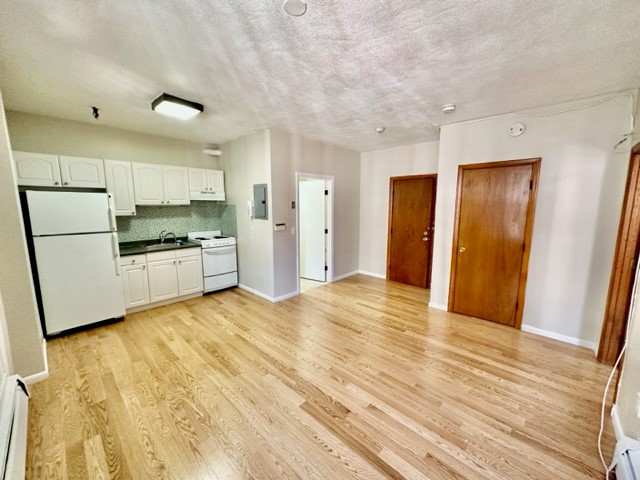 1 bed, 1 bath apartment for rent at 160 Salem St Unit 8, North End — photo 3 of 18