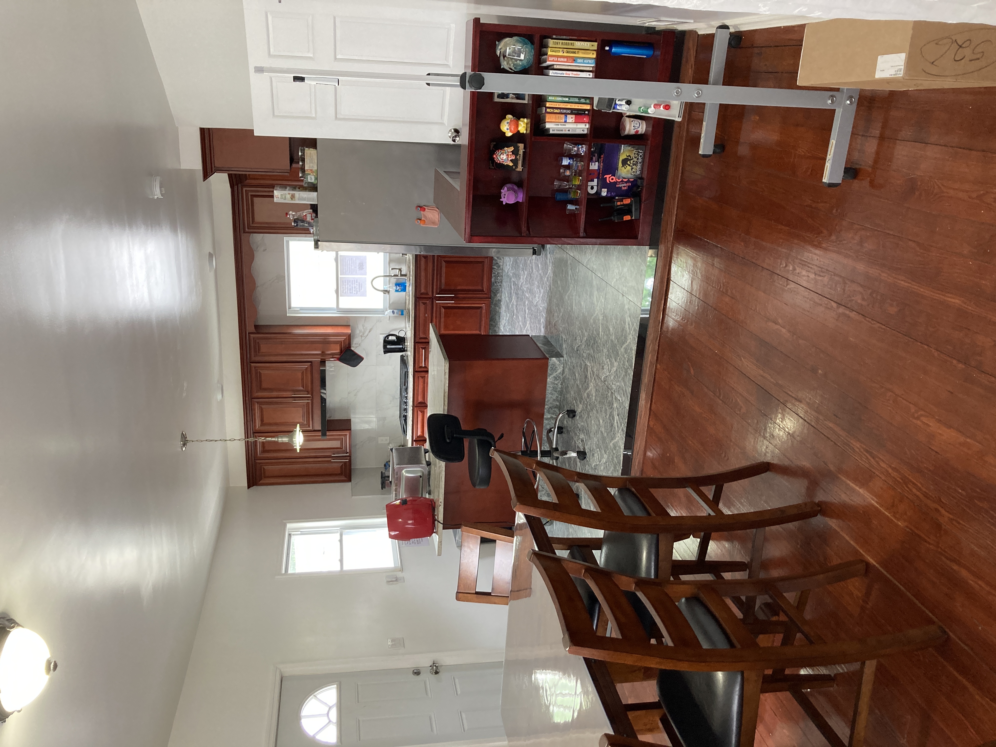 7 bed, 4+ bath apartment for rent at 72 Standish Ave Unit Attic, Quincy — photo 3 of 15