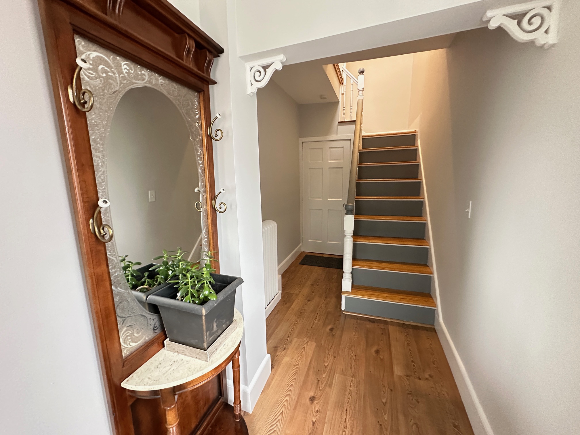2 bed, 1 bath apartment for rent at 15 Pearl Ave Unit 2, Winthrop — photo 3 of 13