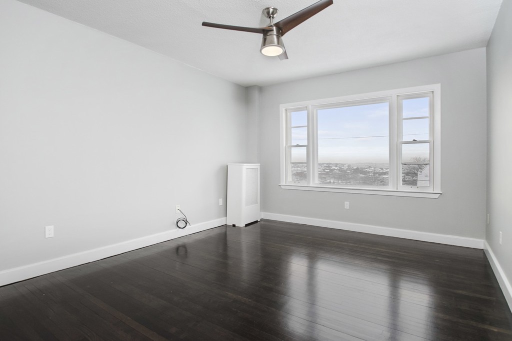 5 bed, 2.5 bath apartment for rent at 45 Gladstone St Unit 2, East Boston — photo 3 of 13