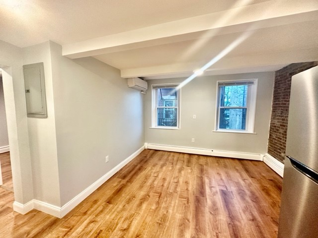 3 bed, 2 bath apartment for rent at 29 Thacher St Unit 3, North End — photo 3 of 20