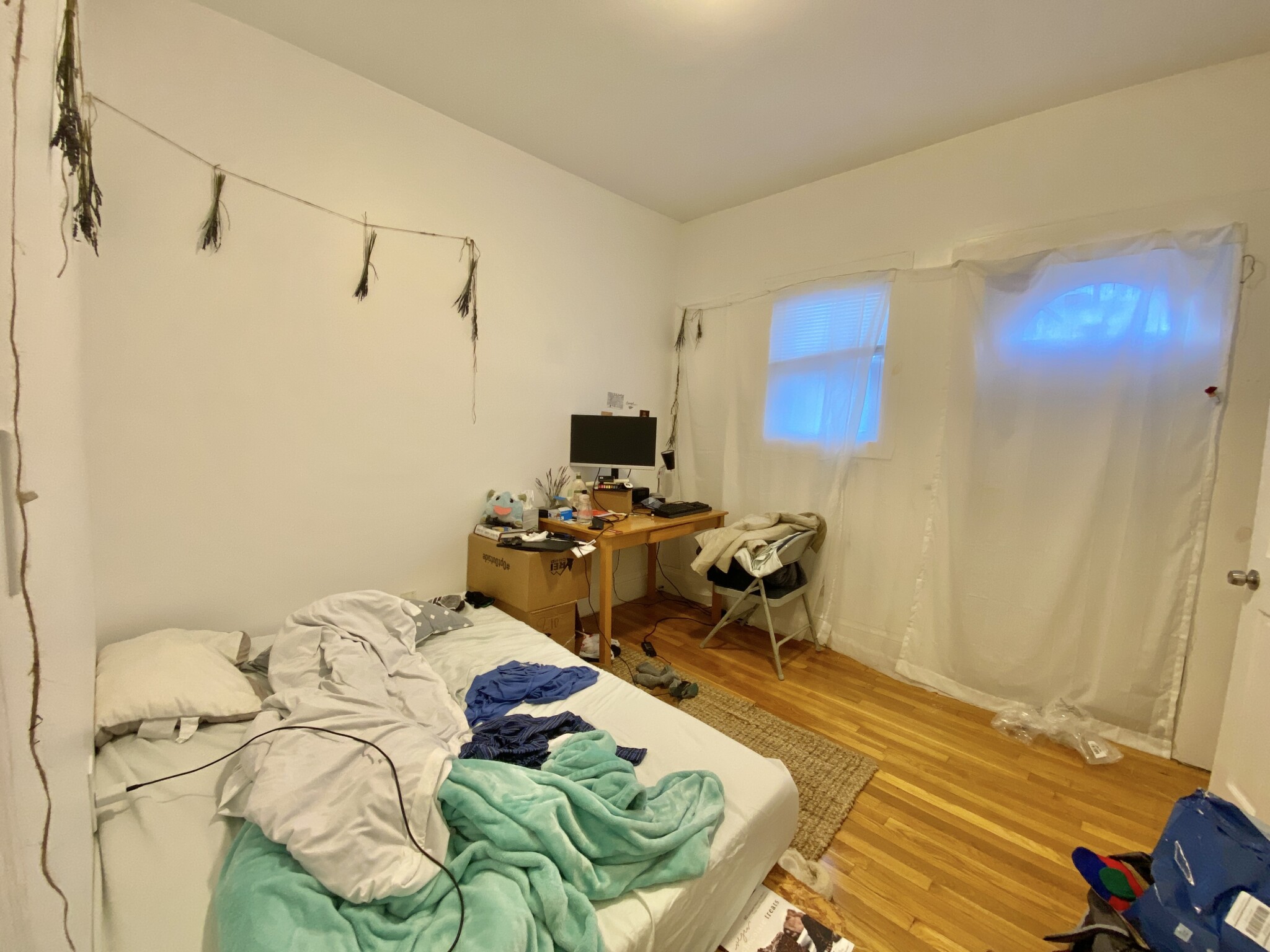 3 bed, 1 bath apartment for rent at 13 Higgins St Unit T, Allston — photo 3 of 17
