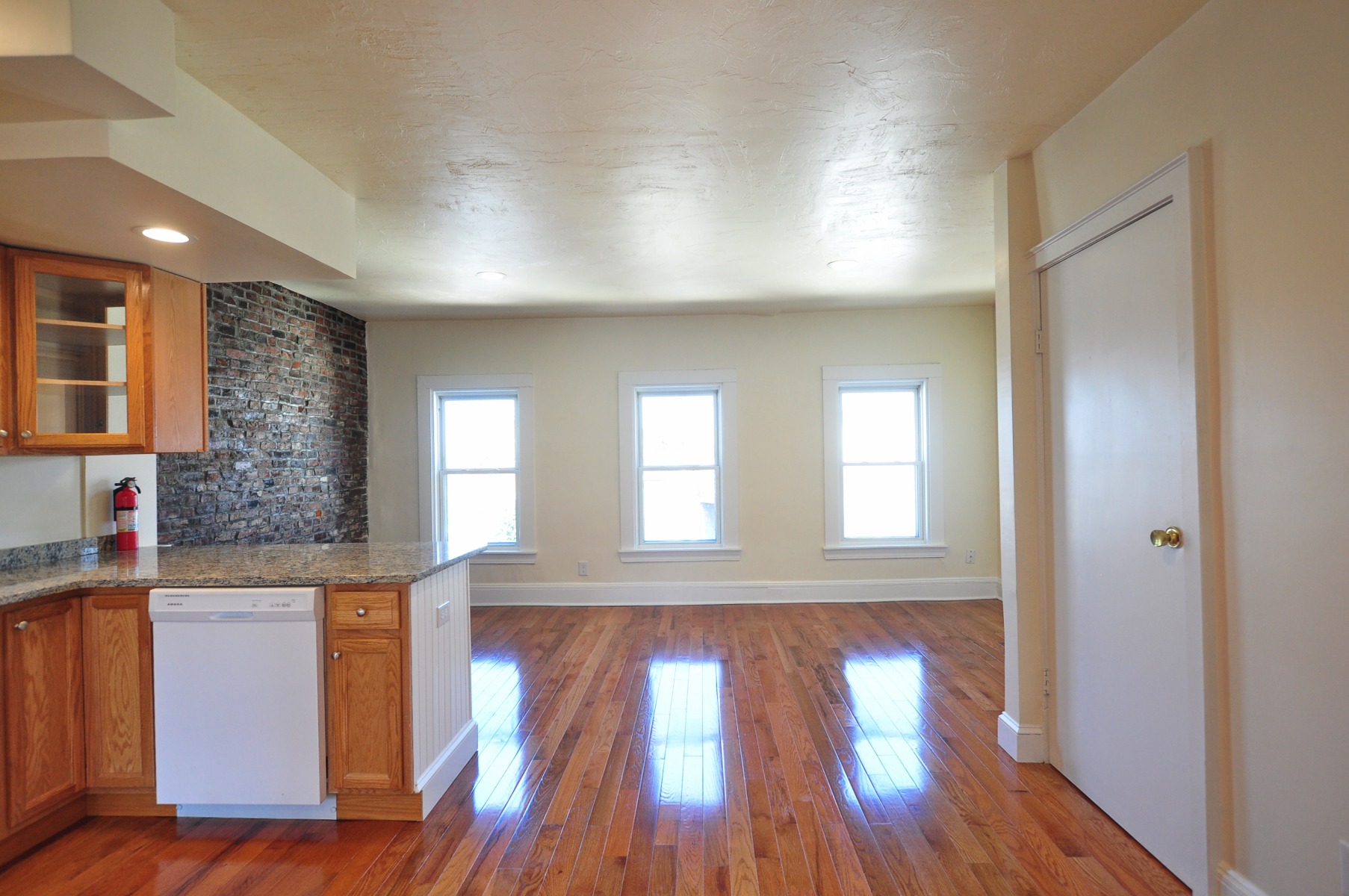 1 bed, 1 bath apartment for rent at 2 Grimes St Unit 2, South Boston — photo 3 of 6