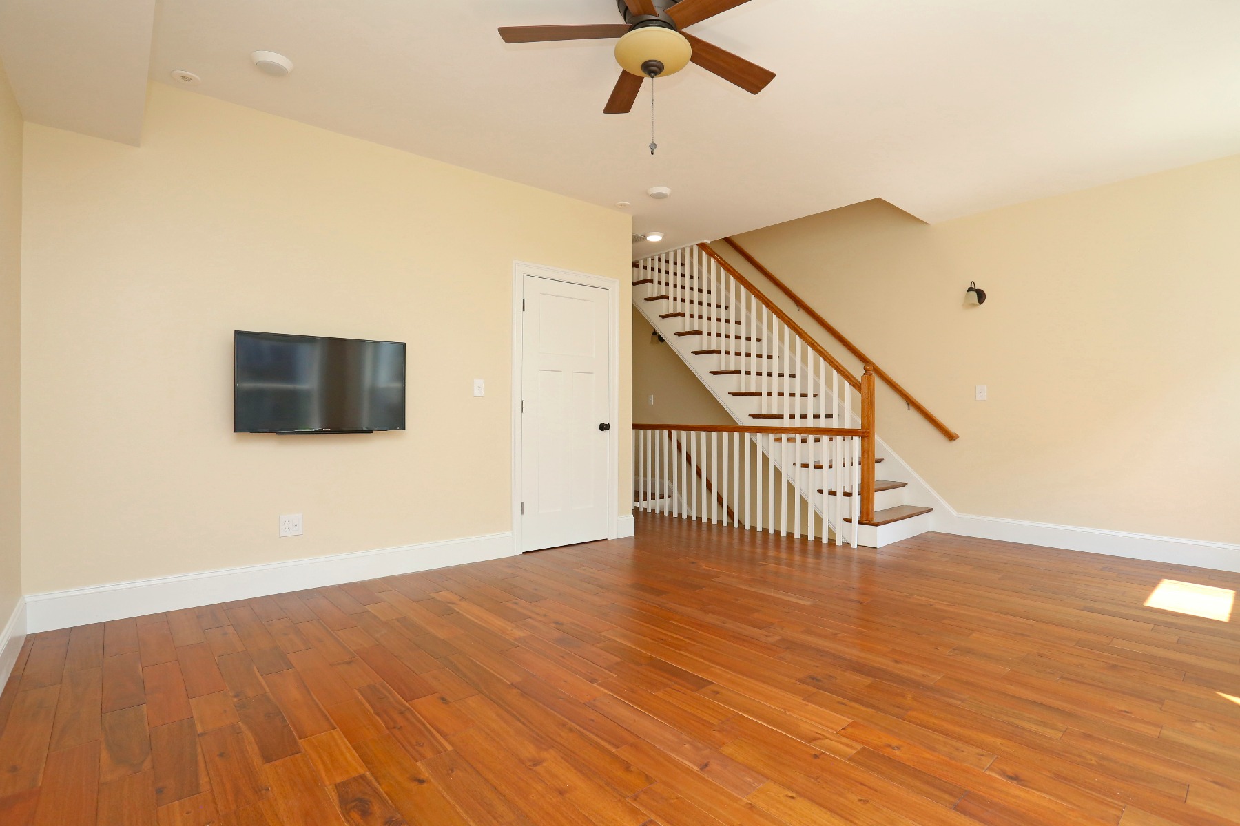4 bed, 3.5 bath apartment for rent at 41 Mount Pleasant St Unit 1, East Cambridge — photo 1 of 5