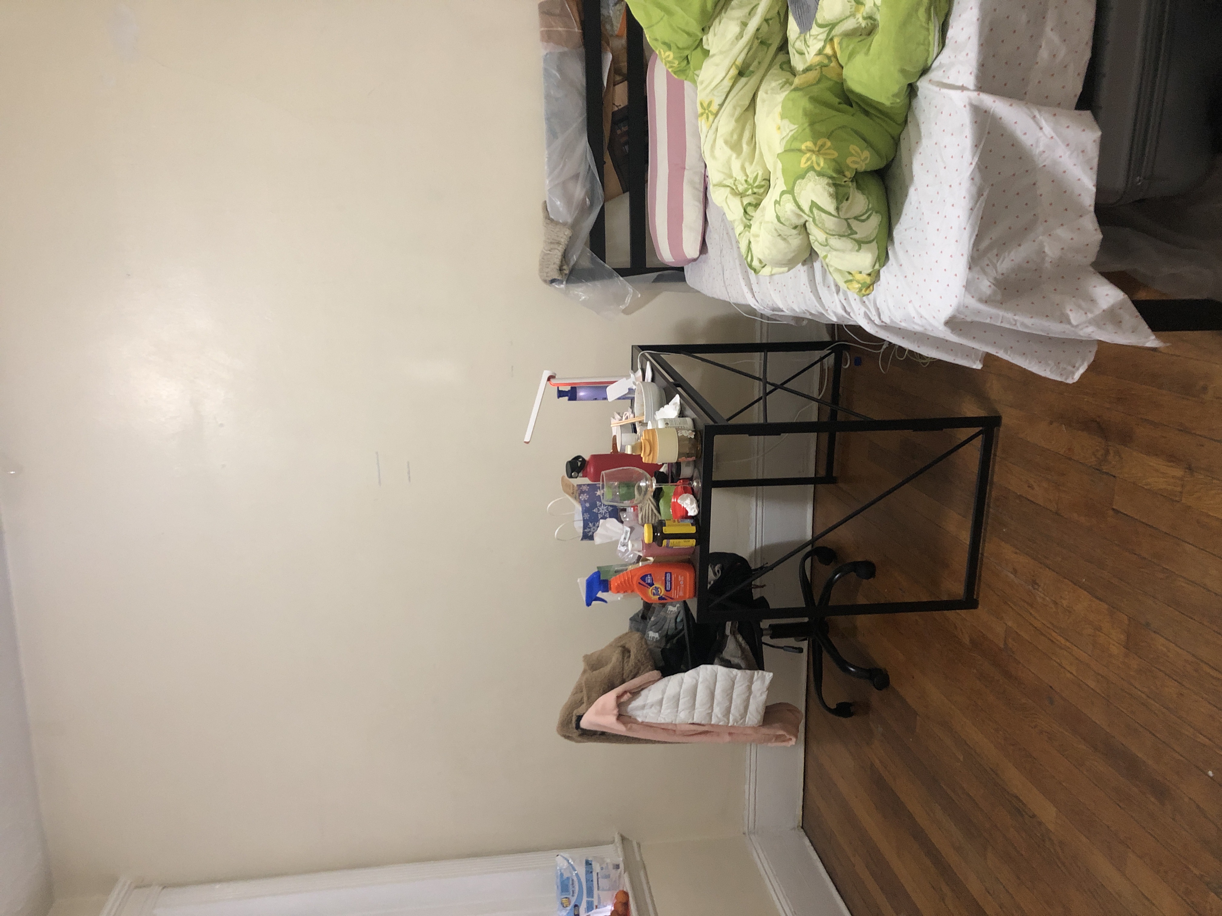 2 split bed, 1 bath apartment for rent at 462 Park Dr Unit 6, Fenway