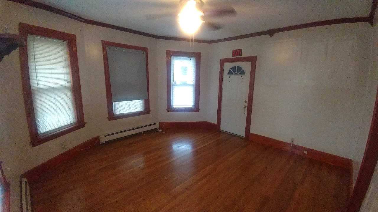 1 bed, 1 bath apartment for rent at 8 Price St Unit Room 1, Quincy — photo 3 of 6