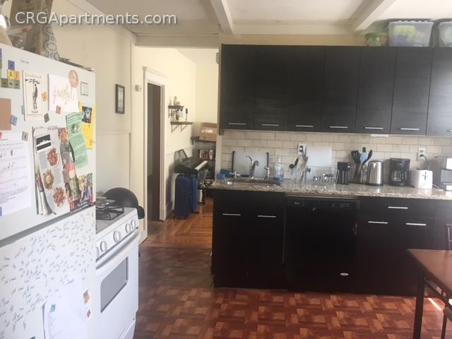 4 bed, 1.5 bath apartment for rent at 24 Harold St Unit 3T, Ward Two — photo 3 of 12