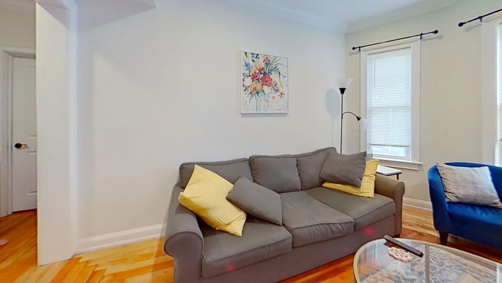 5 bed, 2 bath apartment for rent at 45 Burton St Unit 2, Brighton — photo 3 of 6