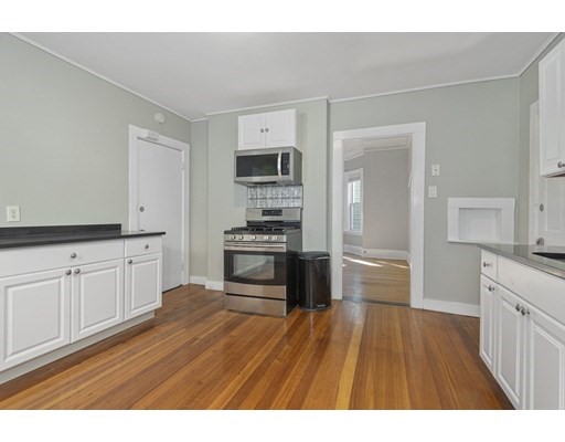 1 bed, 1 bath apartment for rent at 41 Rockwell St Unit 1, Dorchester — photo 27 of 31