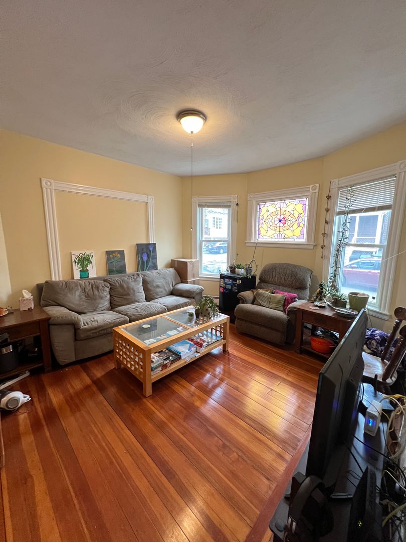 2 Gilson Ter, Spring Hill