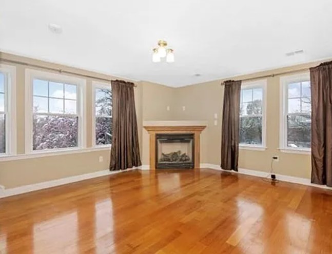 3 bed, 2.5 bath apartment for rent at 2691 Washington St Unit 1, Roxbury — photo 3 of 13