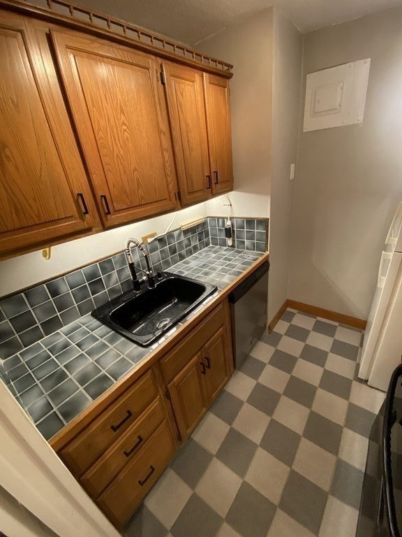 Studio bed, 1 bath apartment for rent at 151 Tremont St Unit 7G, Back Bay — photo 5 of 7