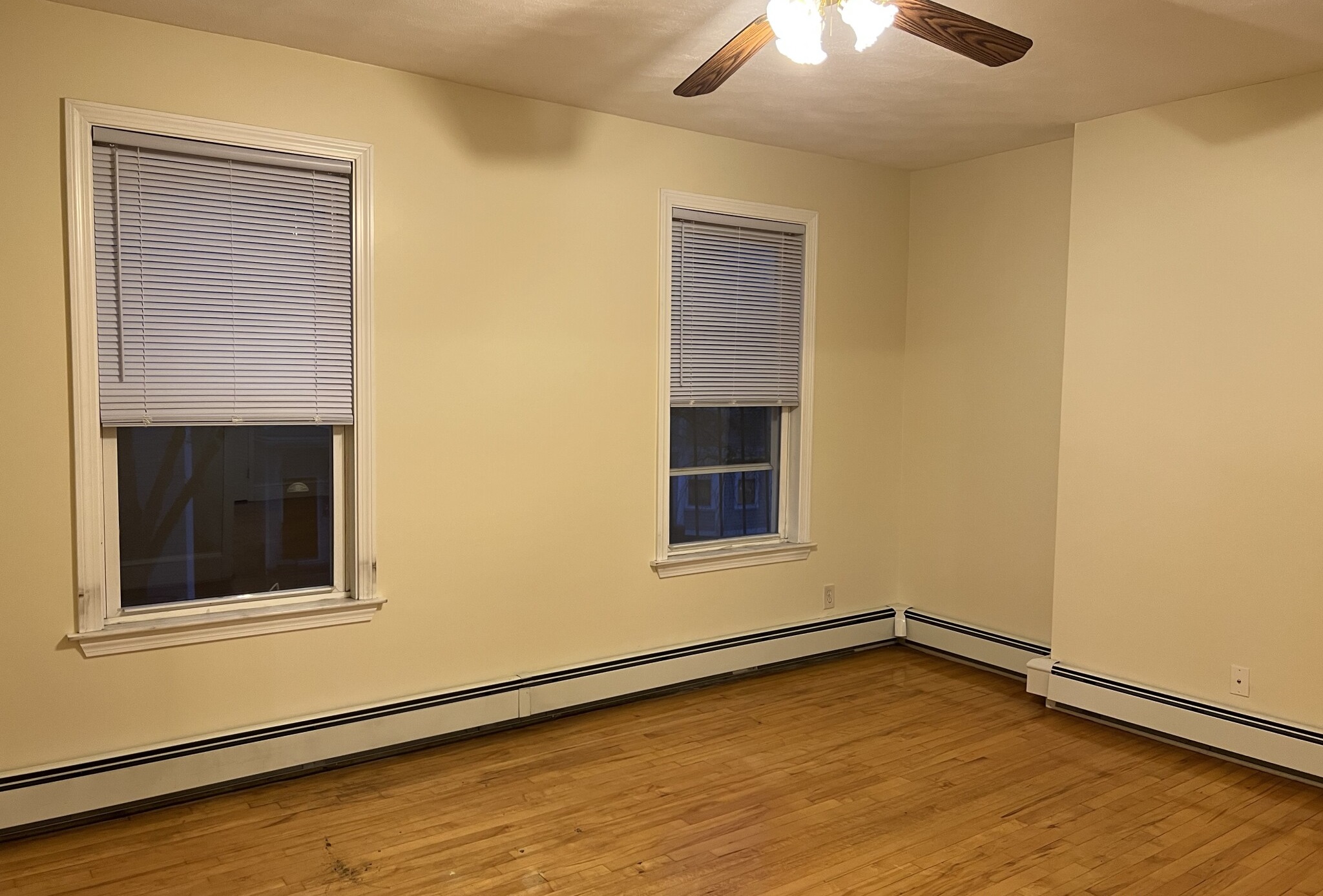 2 bed, 1 bath apartment for rent at 82 Hampshire St Unit 3T, The Port — photo 3 of 12