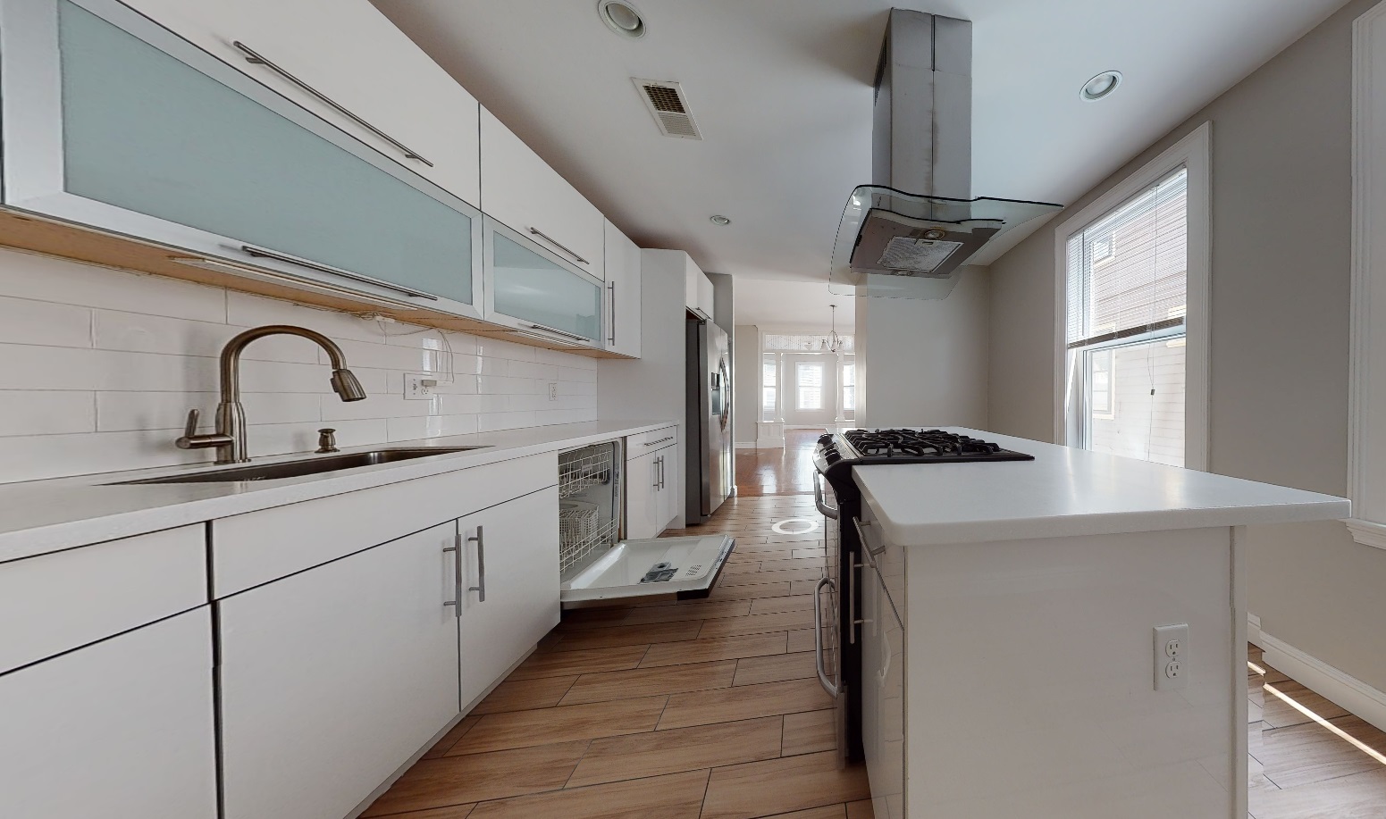 3 bed, 2 bath apartment for rent at 20 Marie Ave Unit 2T, Mid Cambridge — photo 3 of 14