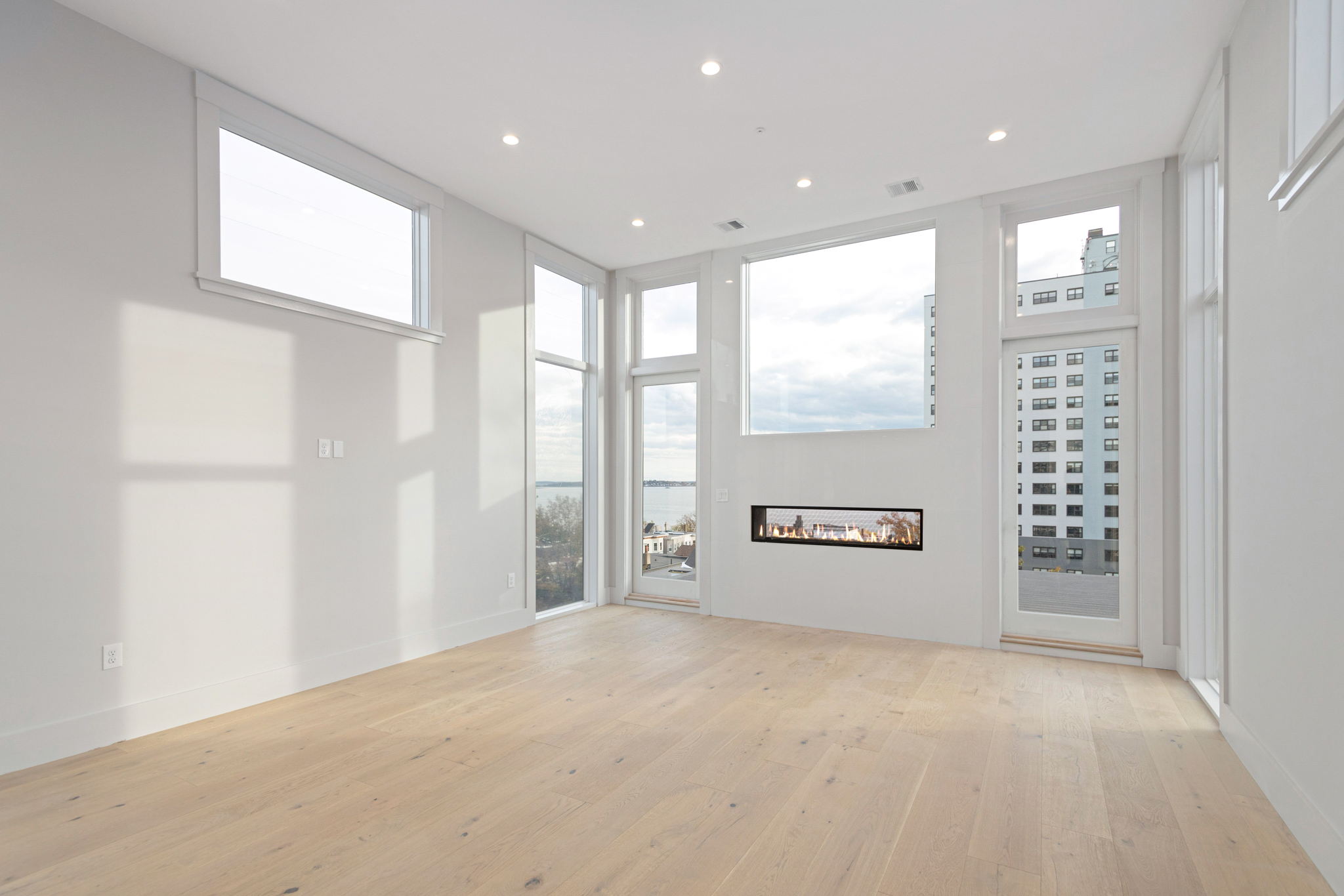 3 bed, 3.5 bath apartment for rent at 409 E 7th St Unit Penthouse, South Boston — photo 11 of 39
