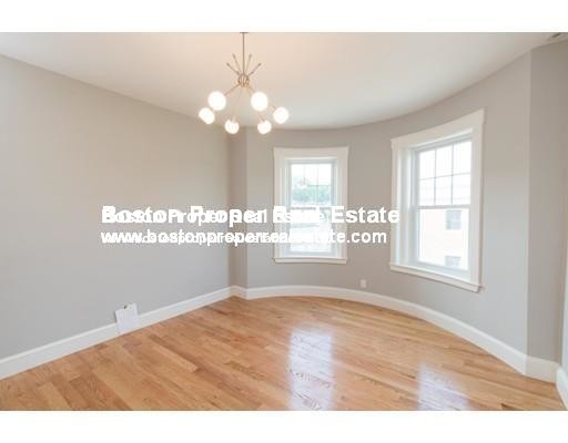 4 bed, 1.5 bath apartment for rent at 30 Montebello Rd Unit 101, Jamaica Plain — photo 4 of 7