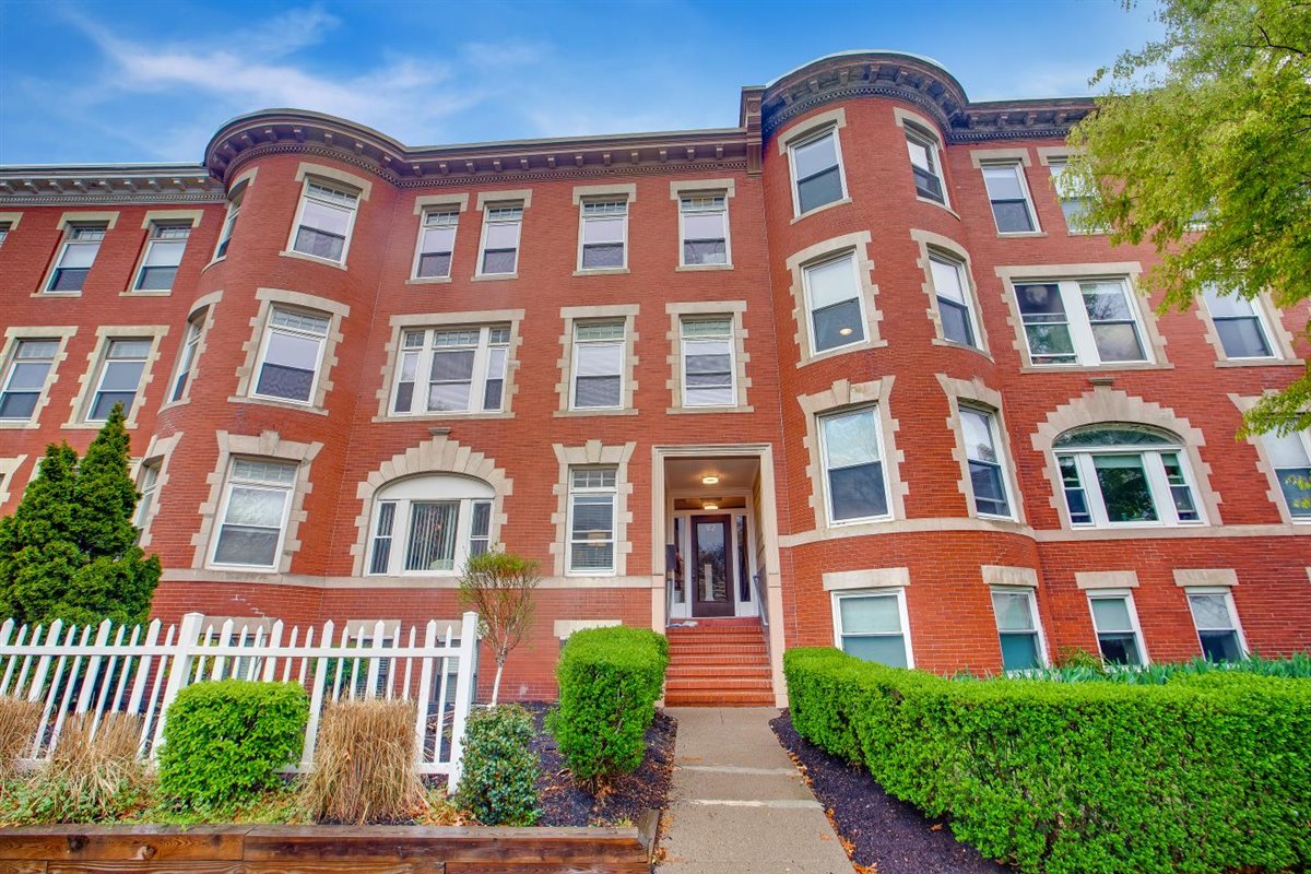 4 bed, 2 bath apartment for rent at 92 Corey Rd Unit 2, Brighton — photo 43 of 43