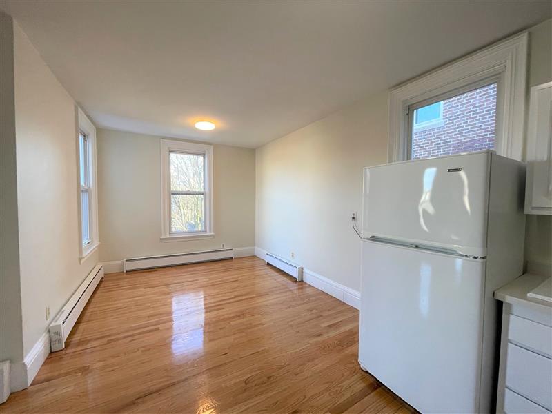 24 Chestnut St, Malden