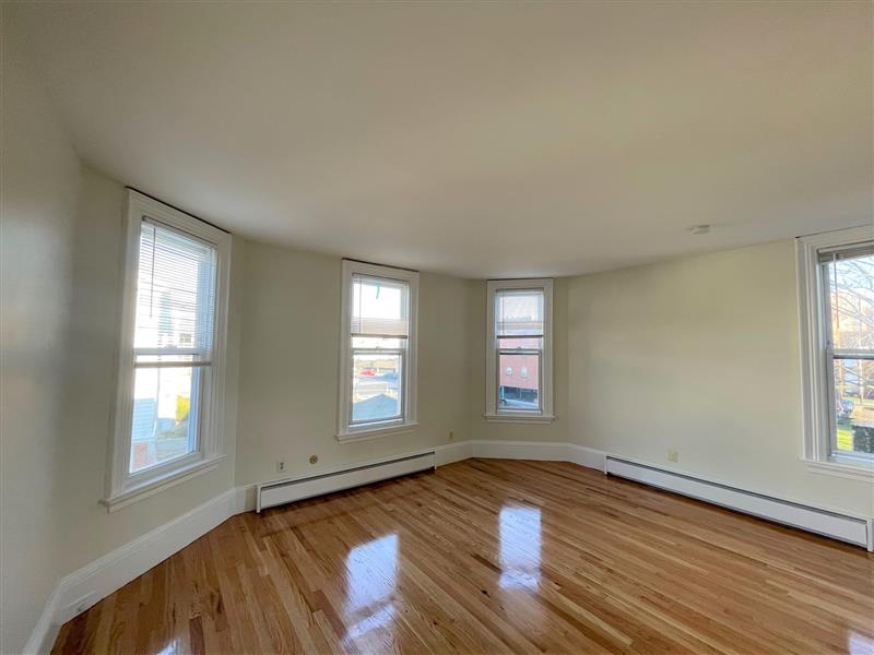 24 Chestnut St, Malden