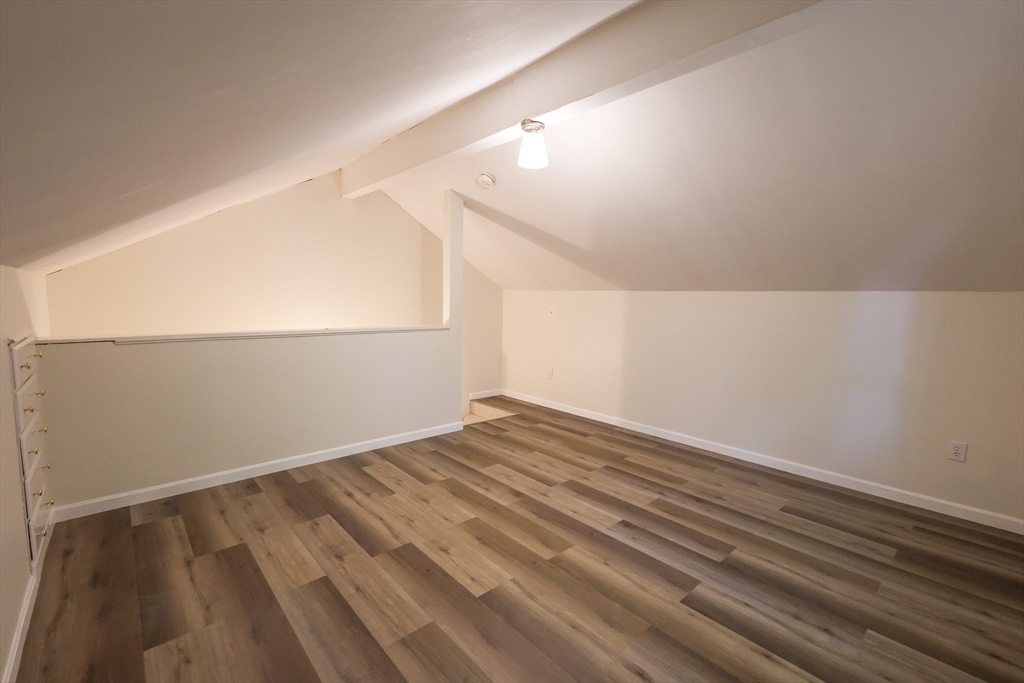 8 Mount Calvary Rd, Roslindale