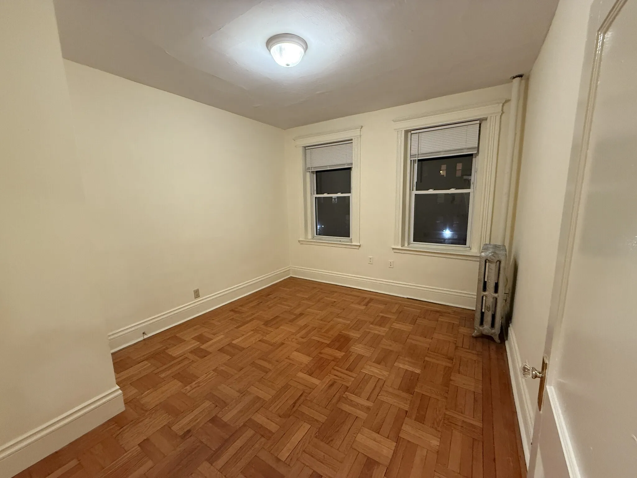 28 Queensberry St, Fenway