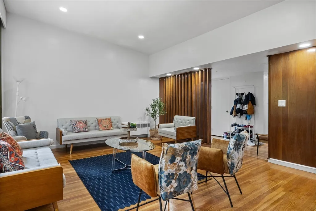 11 Patterson Rd, Lexington