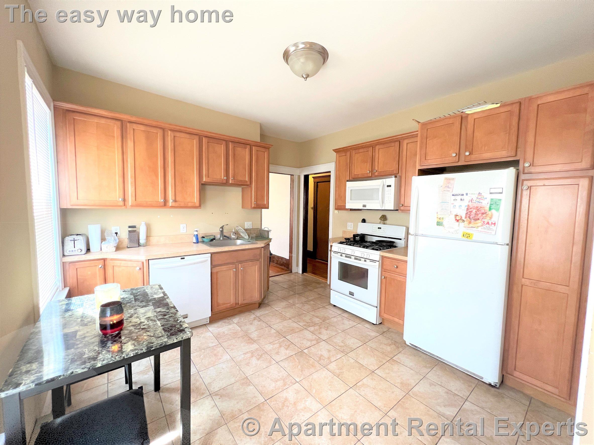 223 Holland St, Davis Square