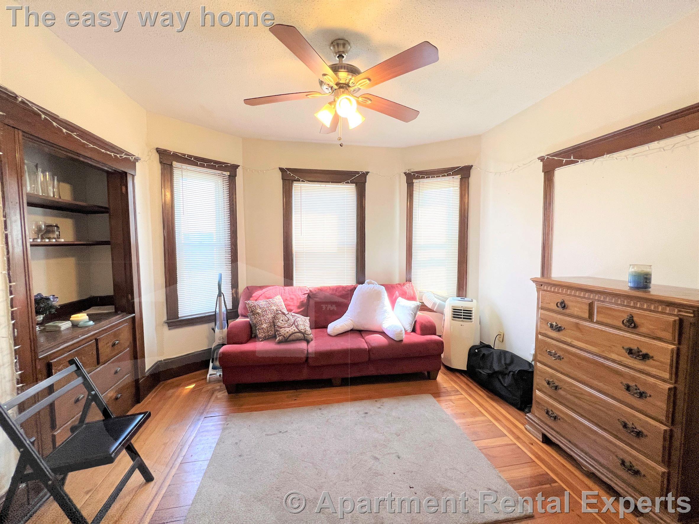 223 Holland St, Davis Square