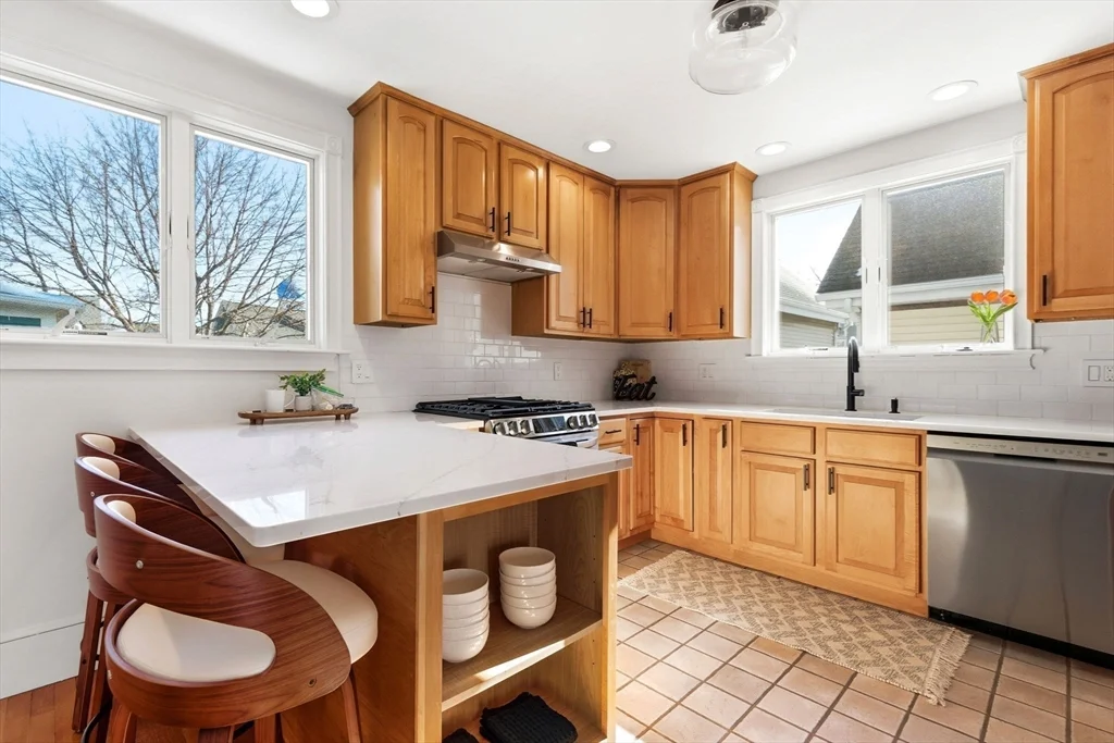 30 Boardman St, Salem