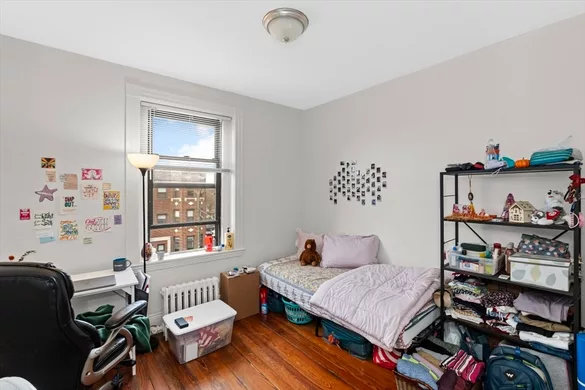 868 Huntington Ave, Coolidge Corner