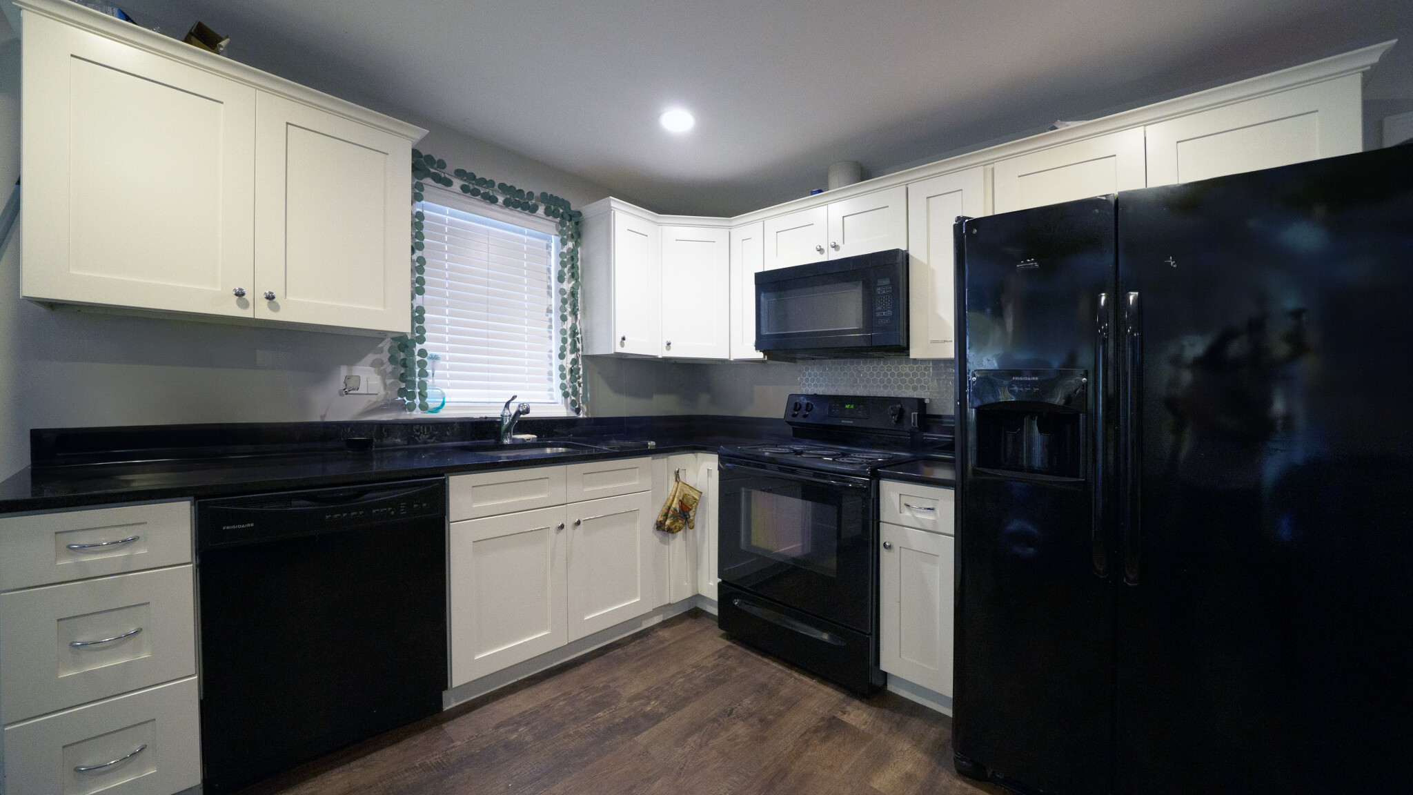 60 Holworthy St, Roxbury