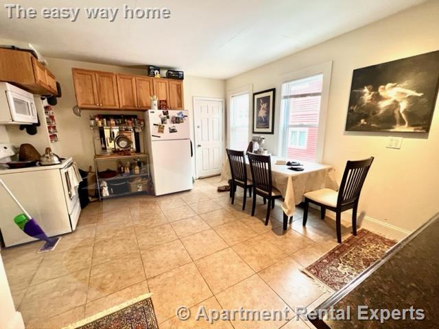 128 Cedar St, Davis Square