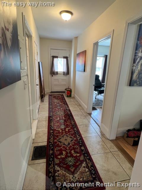 128 Cedar St, Davis Square