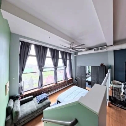 156 Porter St, East Boston