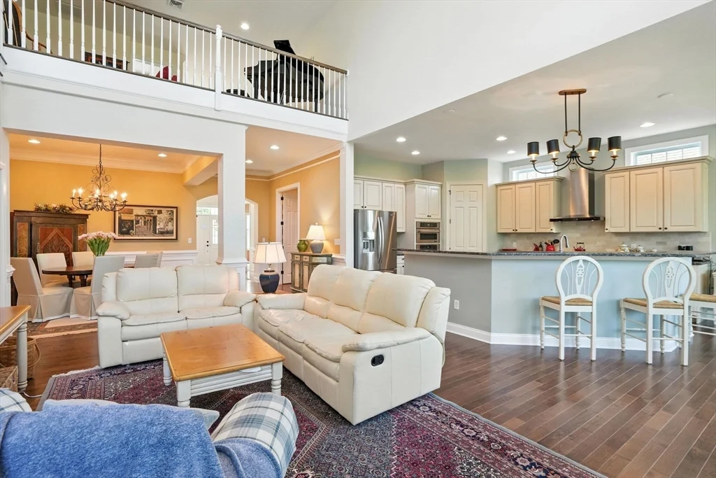 8 Skipping Stone, Plymouth