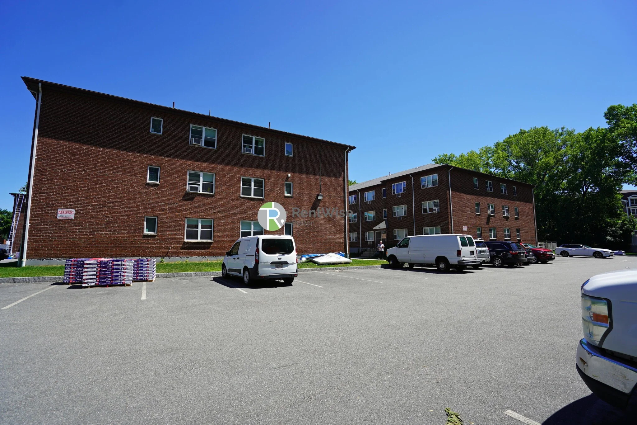 965 Fellsway, Medford