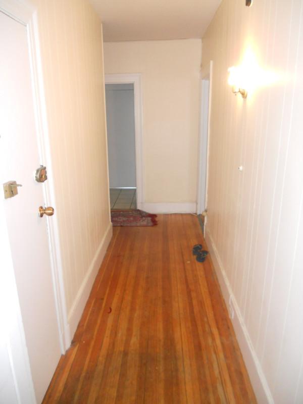 2 Ashford Ct, Allston