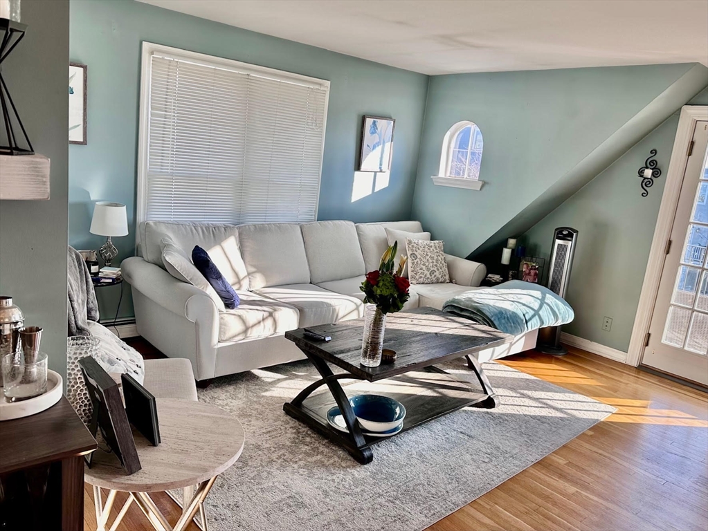 589 East 8th St, South Boston