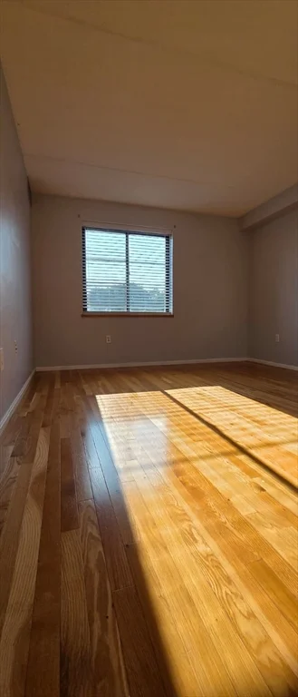 200 Ledgewood Dr, Stoneham