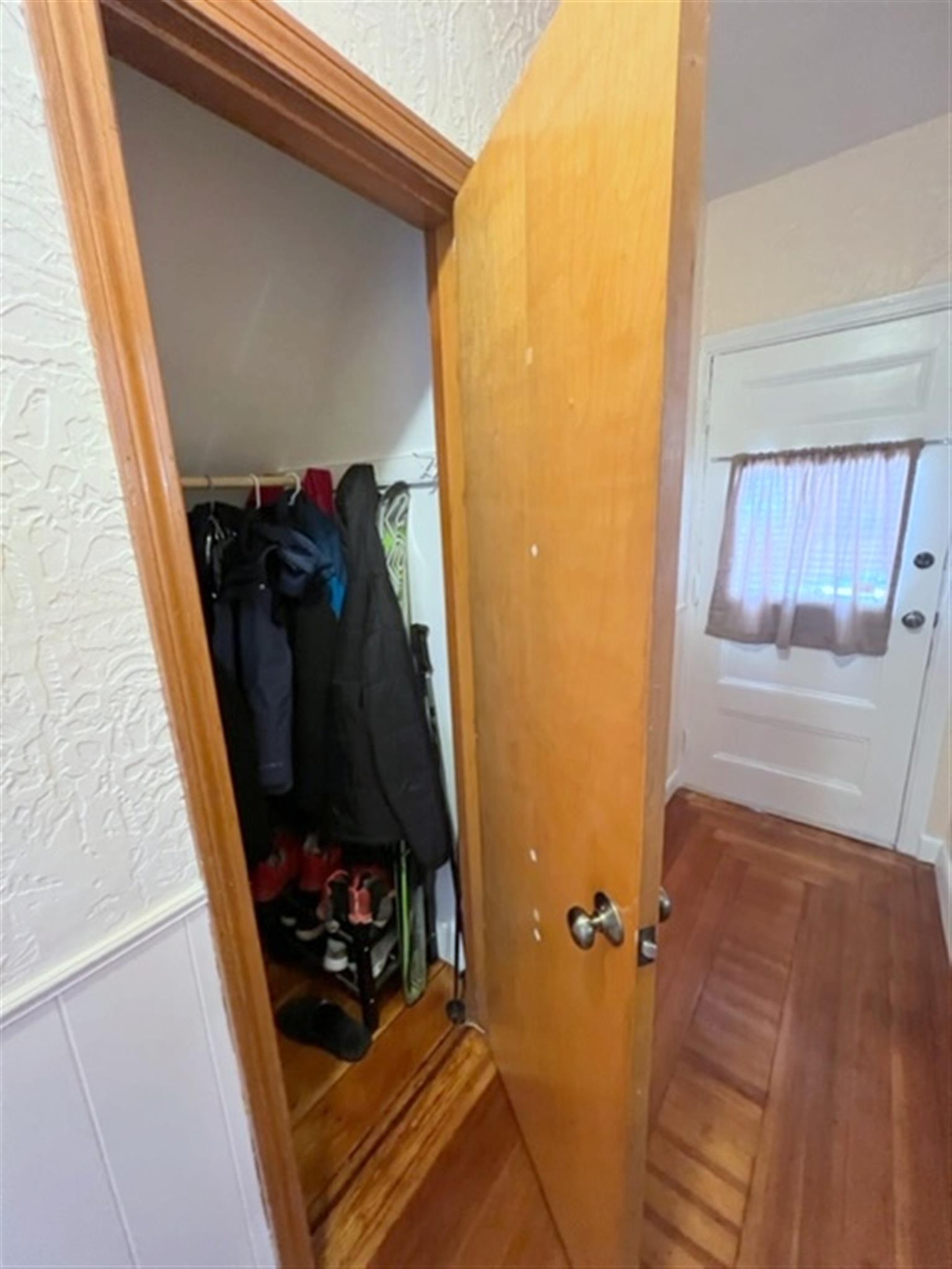 3 bed, 1 bath apartment for rent at 17-19 Cutter Ave Unit 1, Davis Square — photo 13 of 17